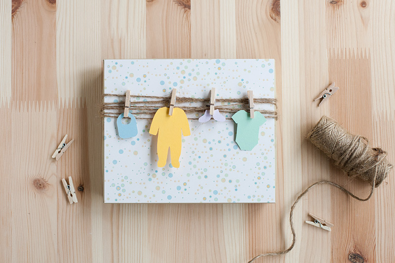 Chanced upon this adorable gift wrapping idea for a baby shower at ...
